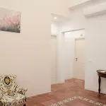 Garibaldi - Boutique With Breakfast Included - Jacuzzi Available