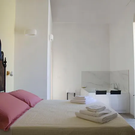 招待所 Garibaldi - Boutique With Breakfast Included - Jacuzzi Available